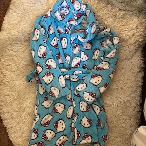 Hello kitty robe